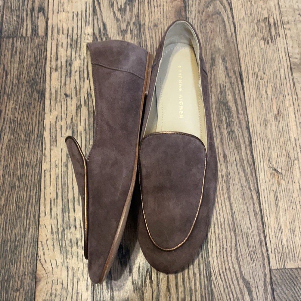 Etienne Aigner brown/taupe velvet loafers size 6.5 - Picture 5 of 7